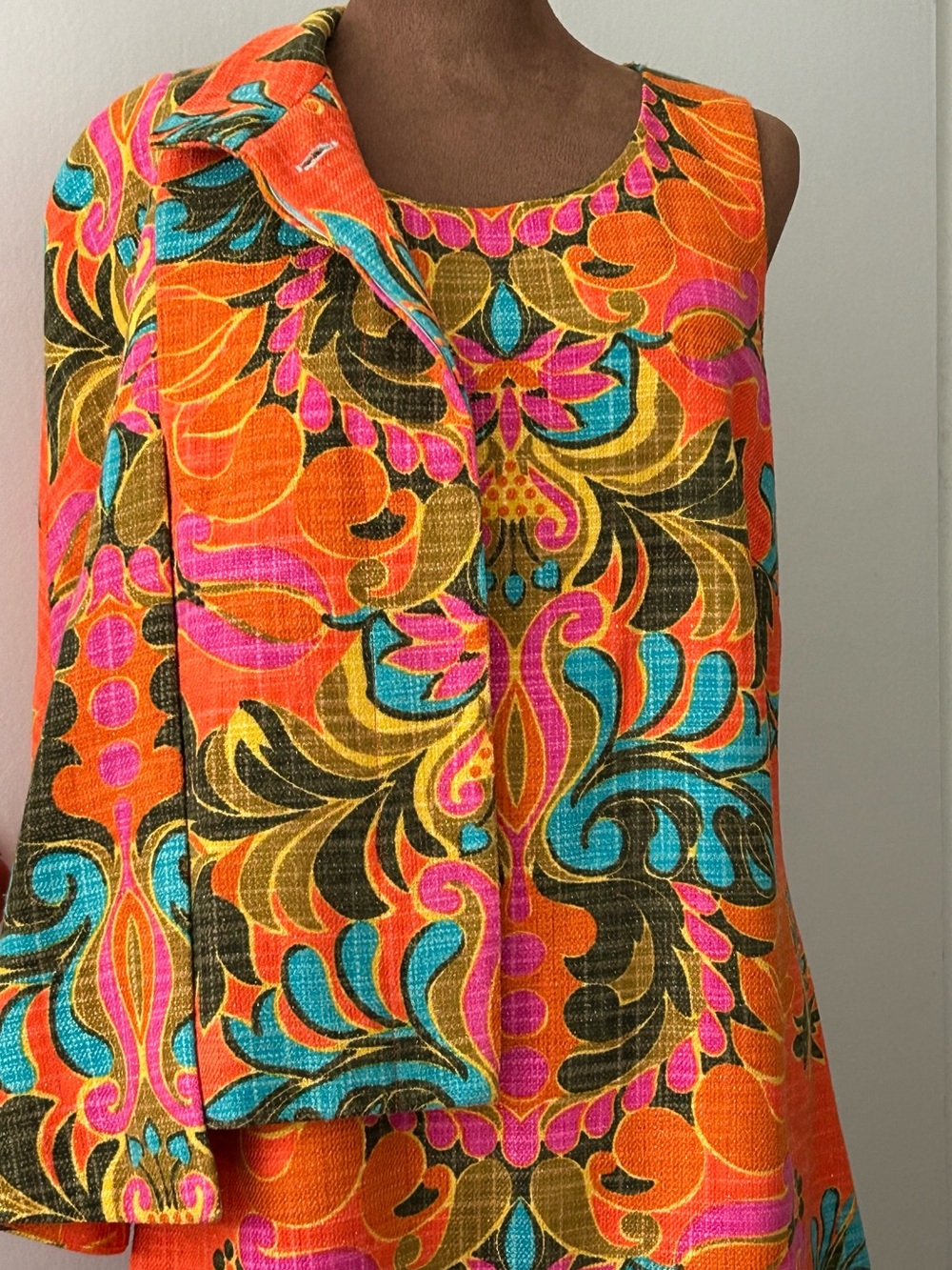 Julie Brown Vintage Style Vibrant Orange Floral Dress and CAPE Jacket size 8